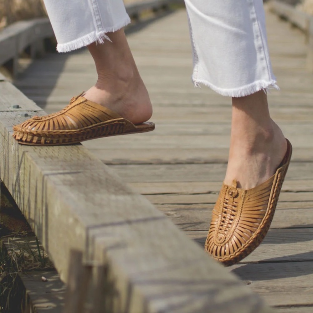 Woven Leather Slip-On | Tan Leather| Boho Summer | Size 7